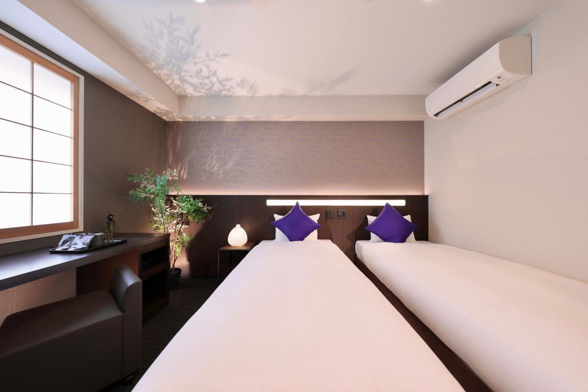 Marutamachi Crystal Hotel Kyoto Exterior photo