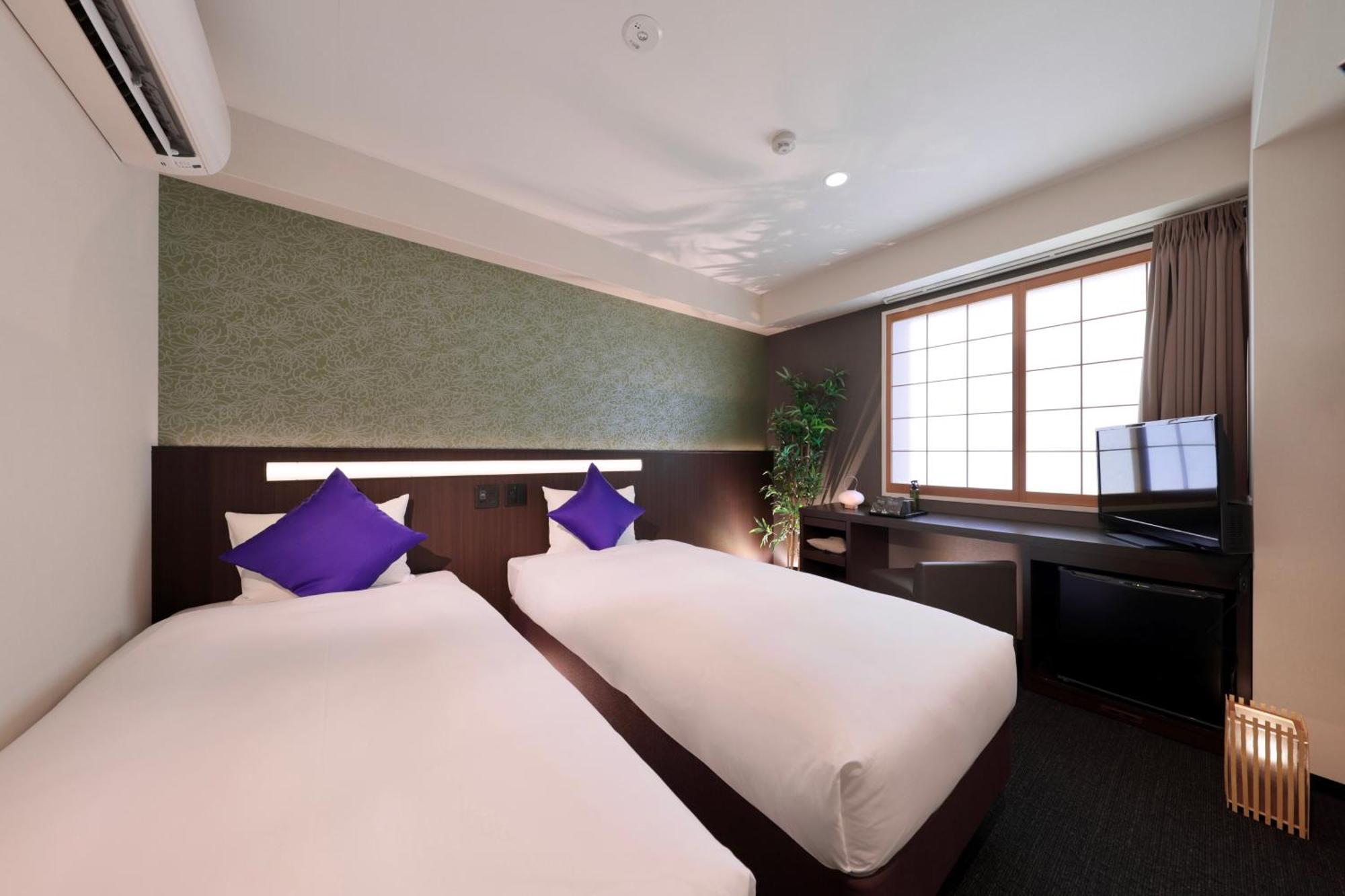 Marutamachi Crystal Hotel Kyoto Exterior photo